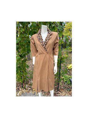 80s Tan Shirt Dress Animal Print Contrast Collar Power Shoulder 3/4 Sleeve Sz M